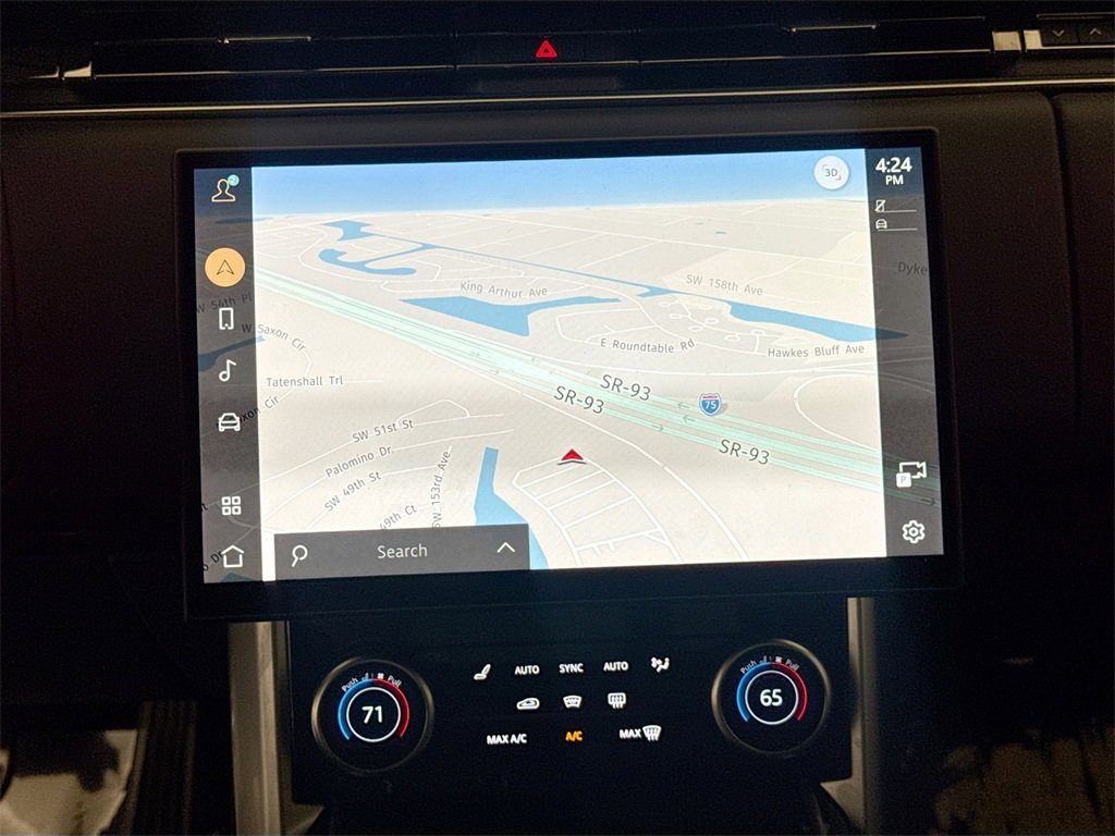 Certified 2023 Land Rover Range Rover SE image 13