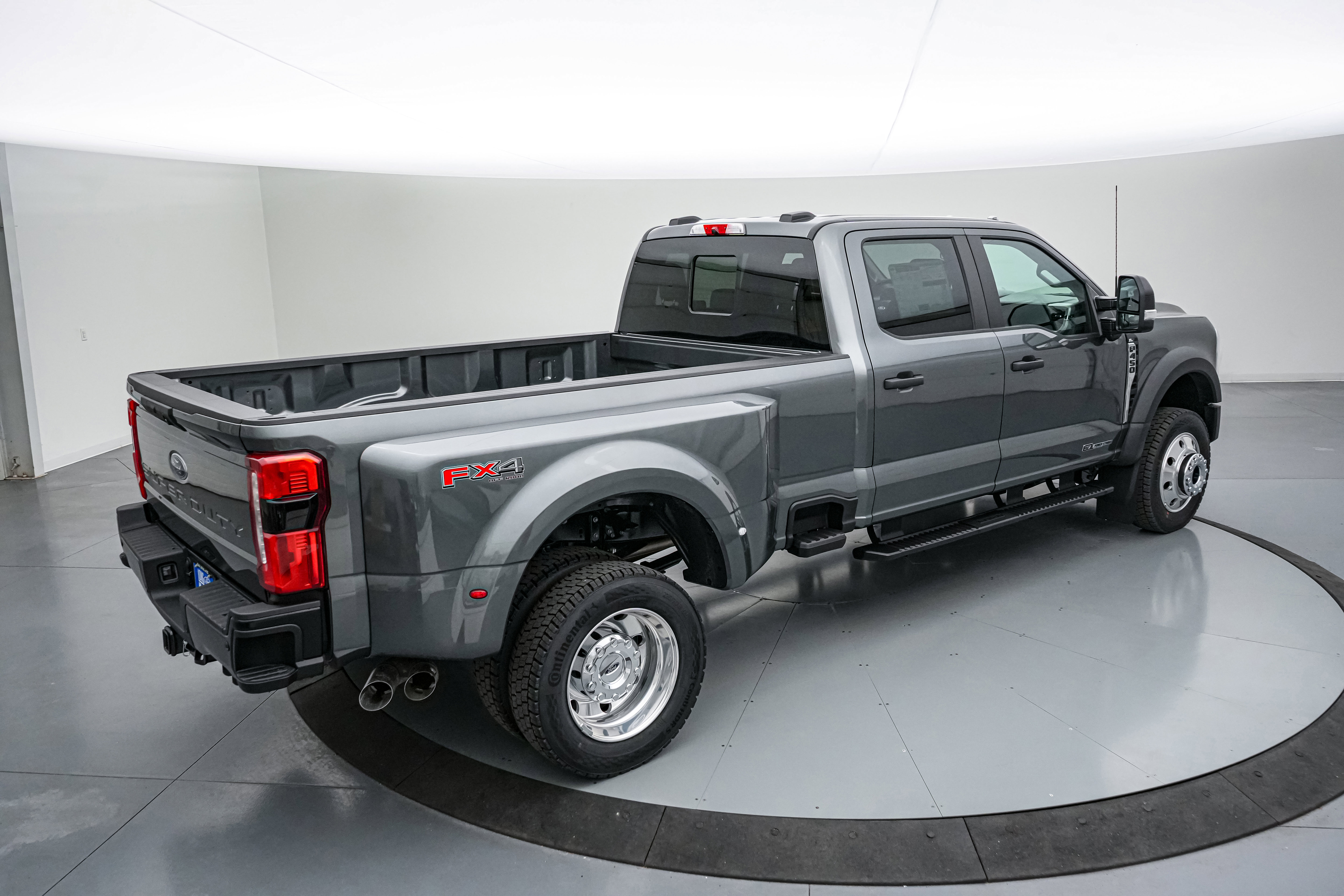 New 2026 Ford F450 XL w/ 360-Degree Camera Package image 4