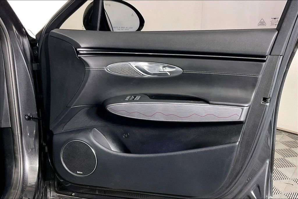 Used 2022 Genesis GV70 2.5T w/ Advanced Package image 26