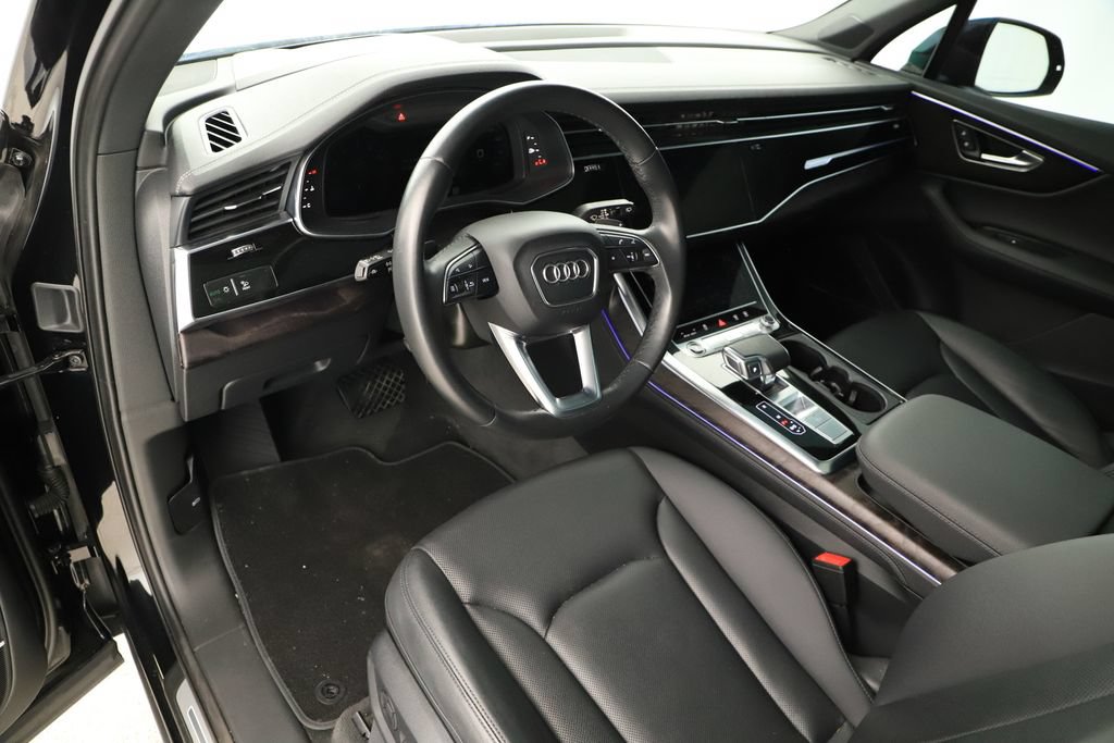 Used 2023 Audi Q7 3.0T Prestige w/ Prestige Package AWD/4WD image 15