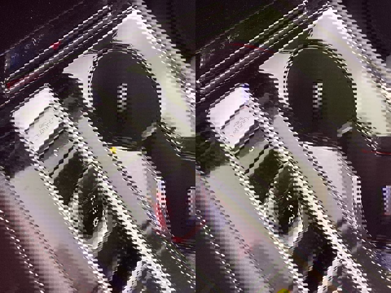 Used 2024 Volkswagen Atlas SE image 15