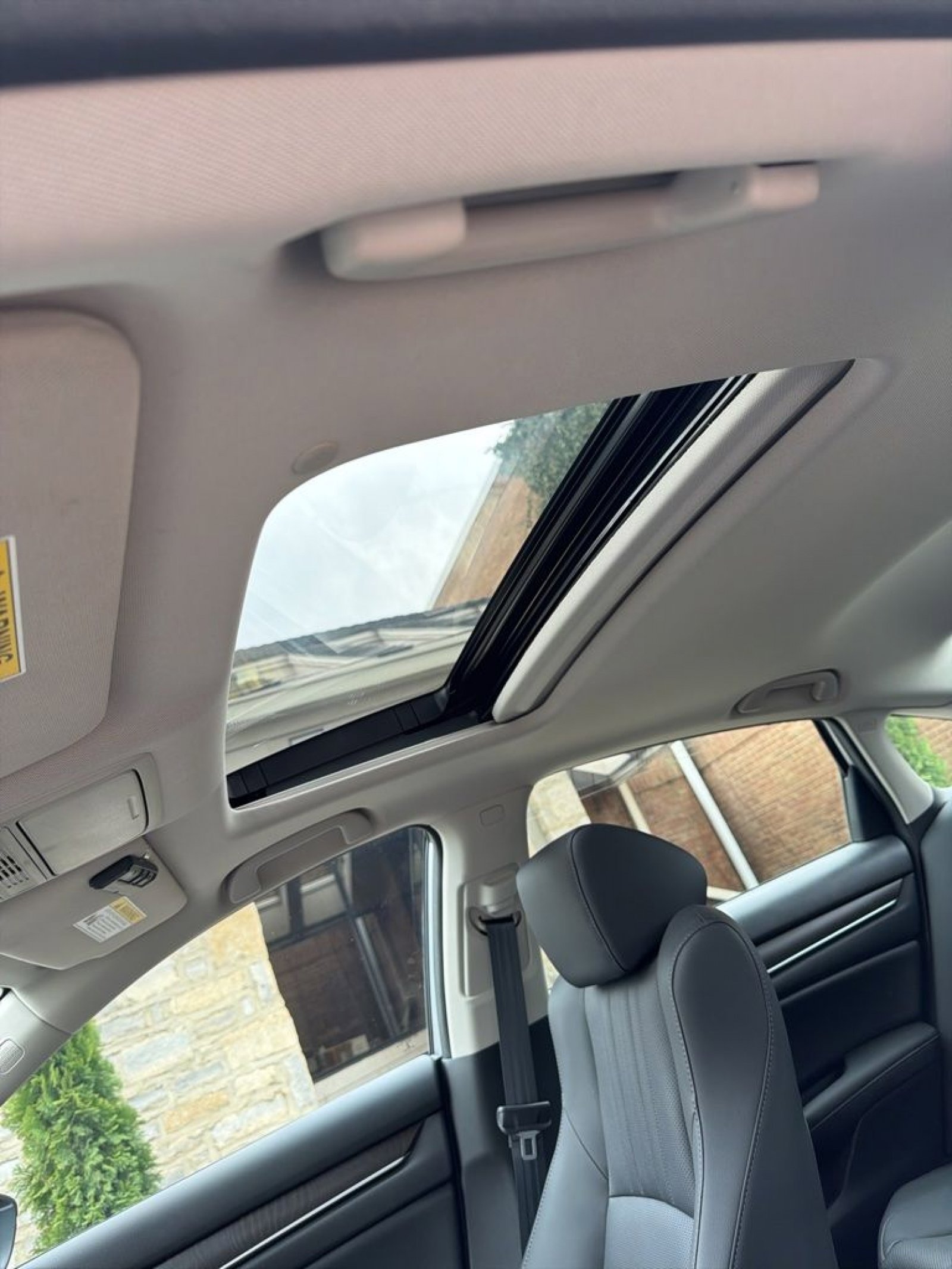 Used 2018 Honda Accord EX-L image 14