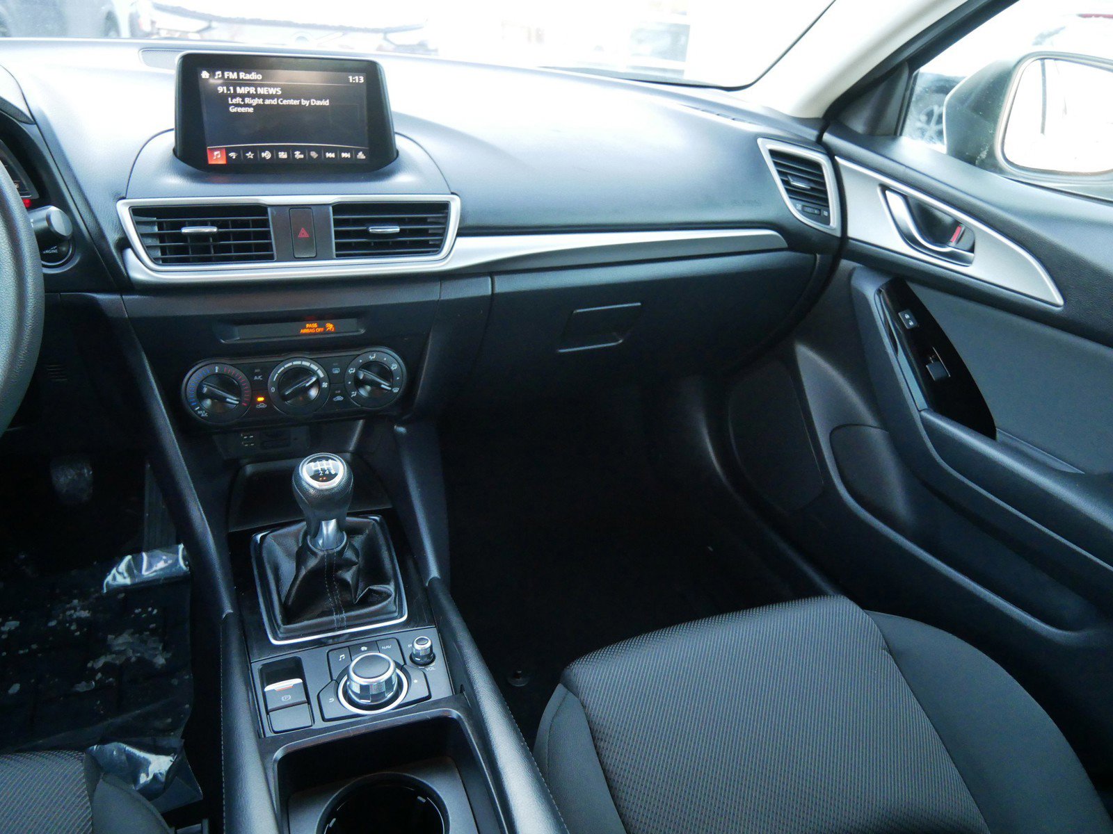 Used 2017 MAZDA MAZDA3 Sport image 13