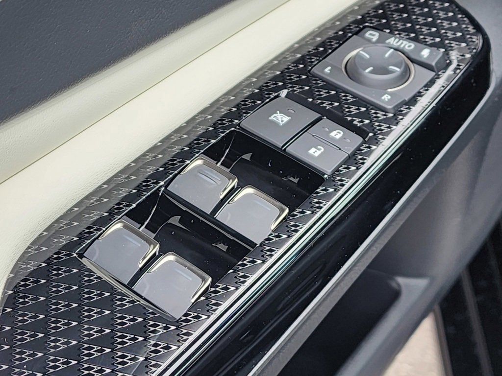 Certified 2025 Lexus ES 350 F Sport image 32