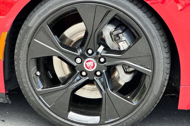 Used 2021 Jaguar F-TYPE Coupe RWD image 24