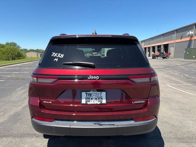New 2026 Jeep Grand Cherokee Laredo AWD/4WD image 4