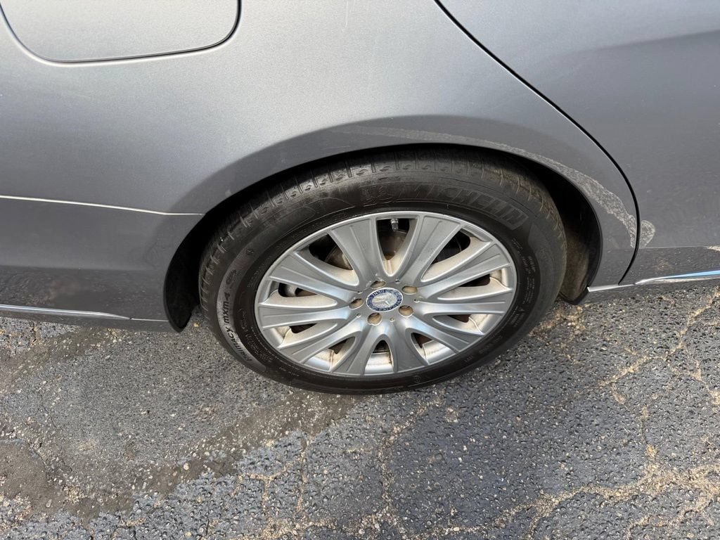 Used 2014 Mercedes-Benz S 550 Sedan image 19