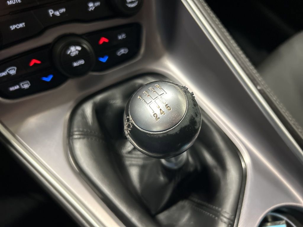 Used 2019 Dodge Challenger R/T w/ Blacktop Package image 20