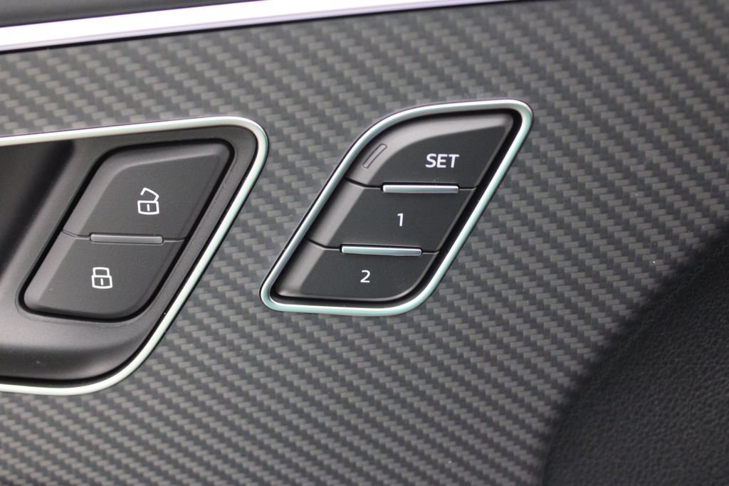 New 2026 Audi SQ8 Prestige AWD/4WD image 19