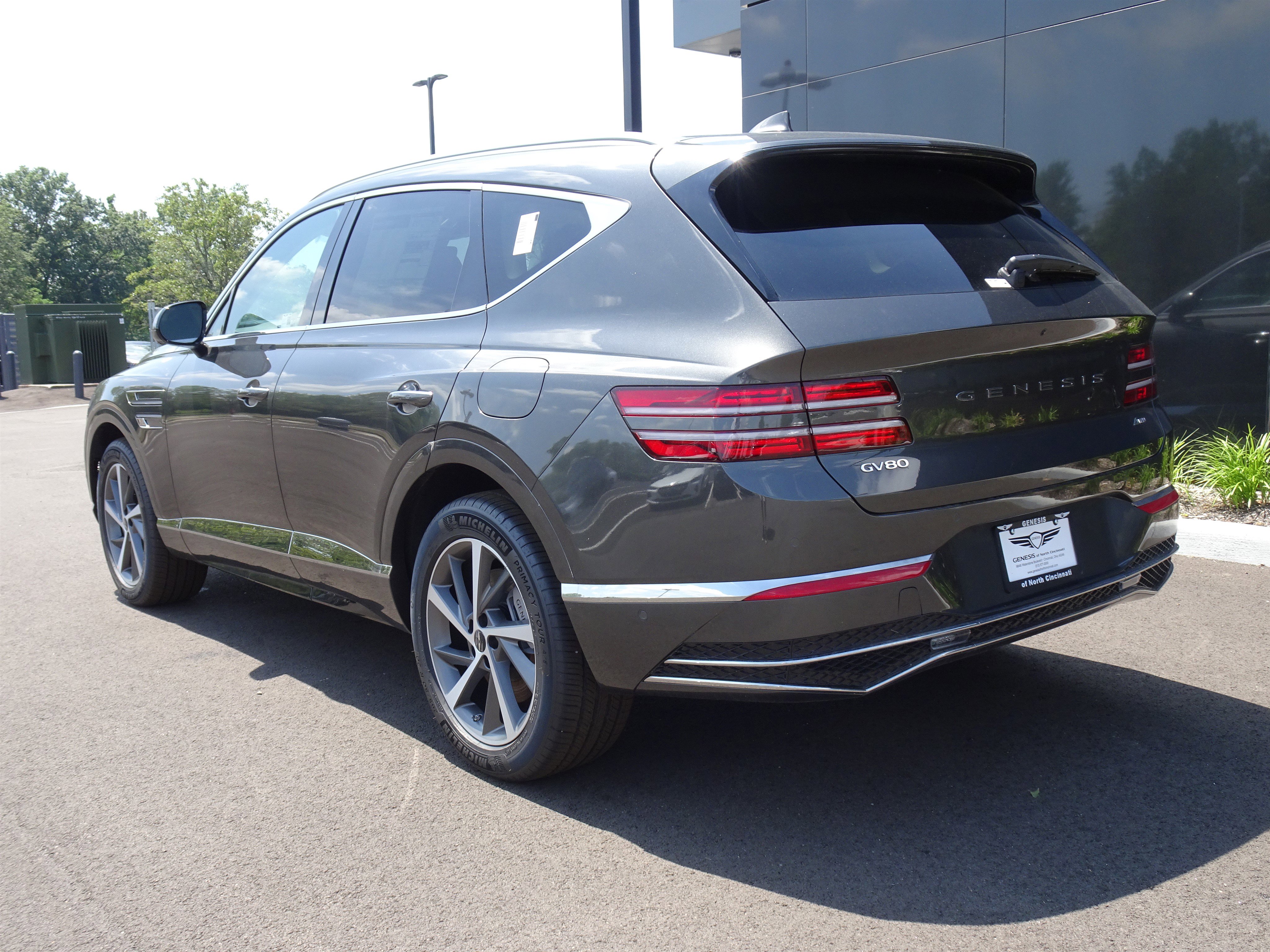 New 2025 Genesis GV80 2.5T Advanced image 3