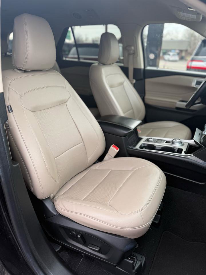 Used 2023 Ford Explorer Limited image 10