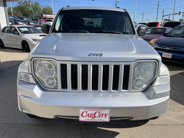 Used 2012 Jeep Liberty Sport AWD/4WD image 2