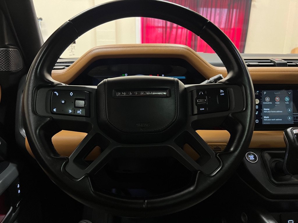 Used 2023 Land Rover Defender 110 X-Dynamic SE AWD/4WD image 40