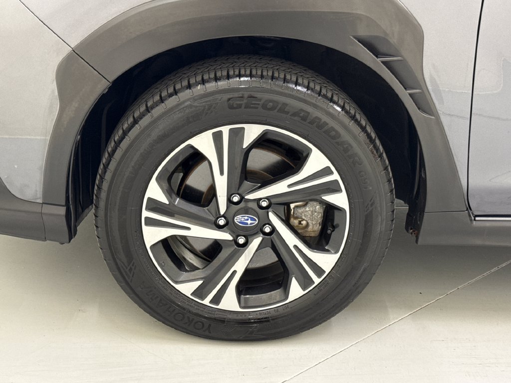 Certified 2024 Subaru Crosstrek 2.0i Premium w/ Crosstrek Mirror Package AWD/4WD image 11