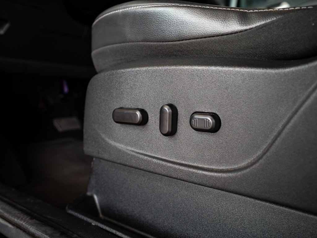 Used 2018 Ford Escape Titanium AWD/4WD image 14