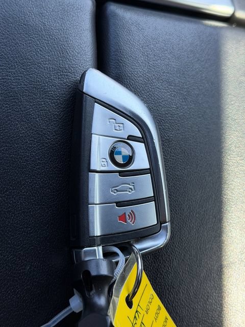 Used 2020 BMW X6 M Competition w/ Executive Package AWD/4WD image 31