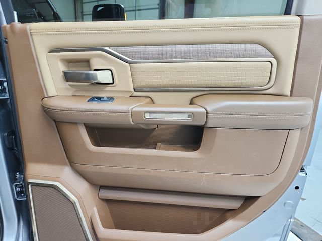 Used 2024 RAM 2500 Limited w/ Safety Group AWD/4WD image 42
