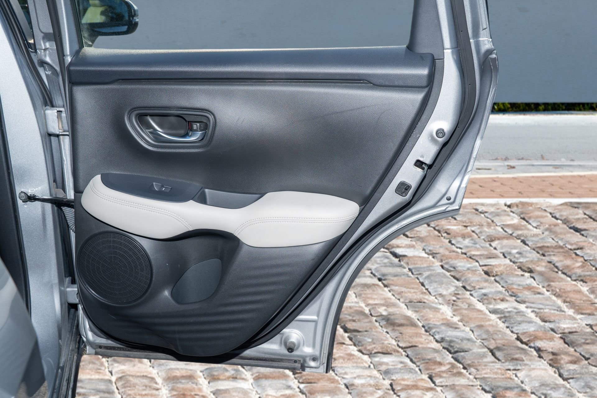 Certified 2023 Honda HR-V LX image 14