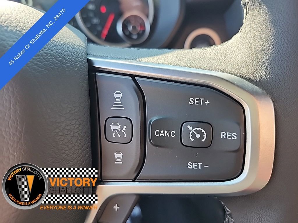 New 2025 RAM 1500 4x4 Crew Cab image 28