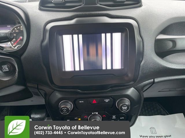 Used 2018 Jeep Renegade Trailhawk image 12