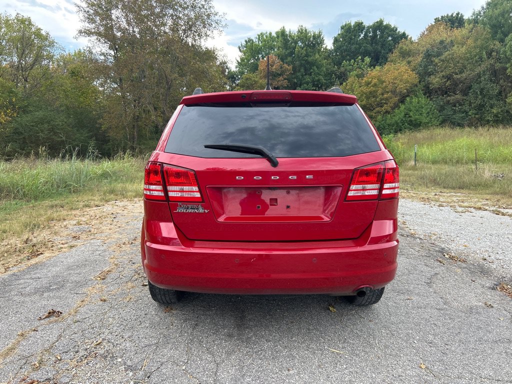 Used 2020 Dodge Journey SE w/ SE Popular Equipment Group FWD image 4