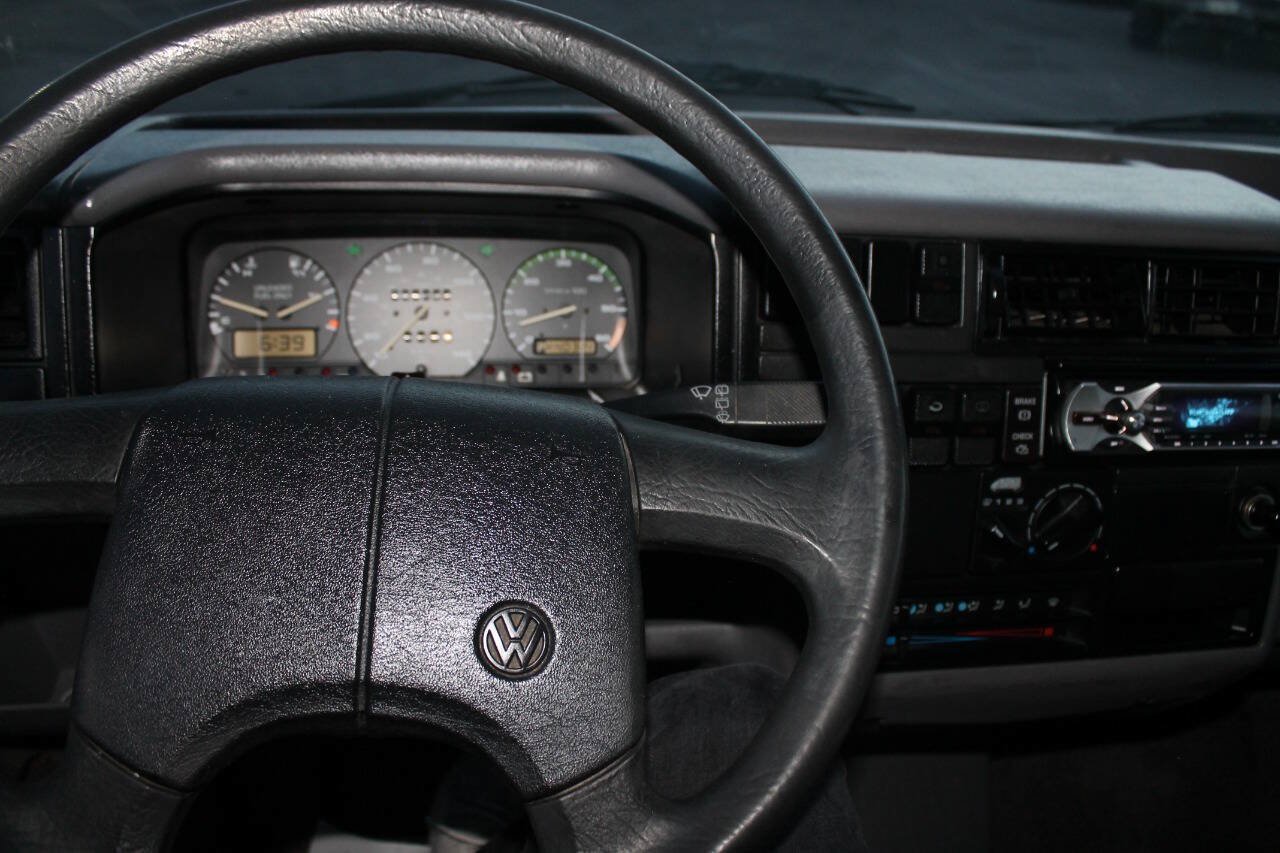 Used 1993 Volkswagen Eurovan MV FWD image 38