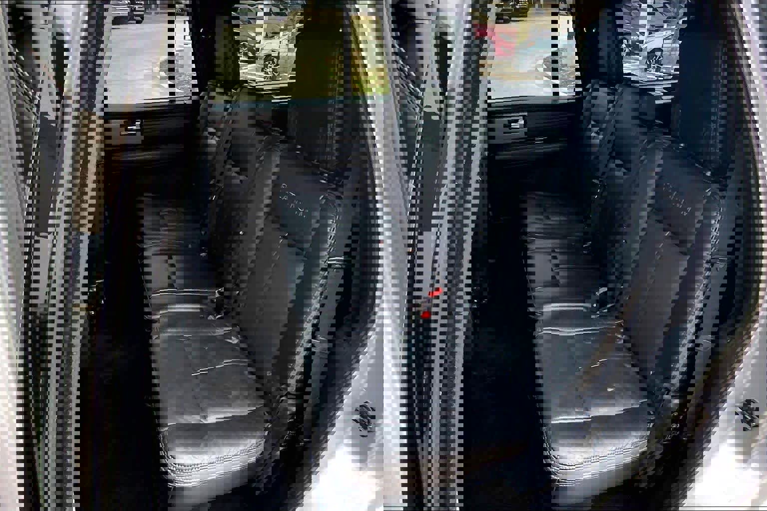 Used 2016 Ford Expedition Platinum image 21