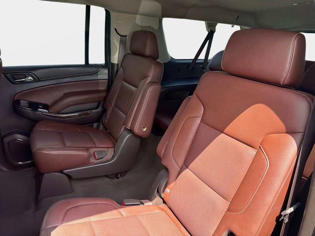 Used 2018 Chevrolet Suburban Premier AWD/4WD image 12