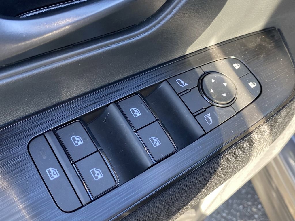 New 2026 Nissan Kicks S image 15