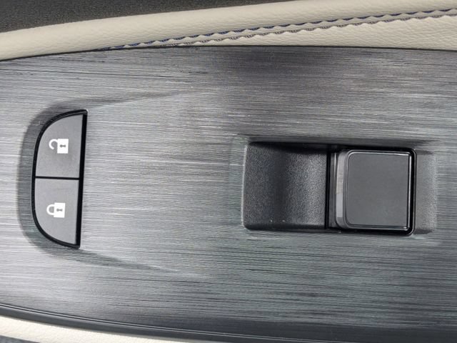 New 2026 Nissan Sentra SL w/ Floor Mat Package FWD image 33
