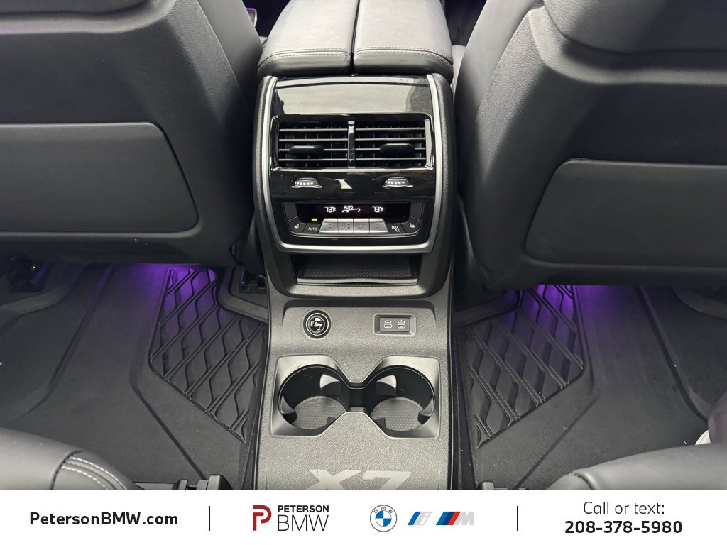Used 2025 BMW X7 M60i image 24