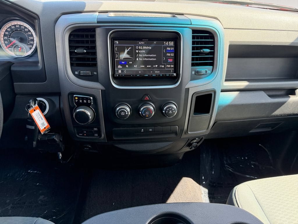 Used 2018 RAM 1500 Express AWD/4WD image 11
