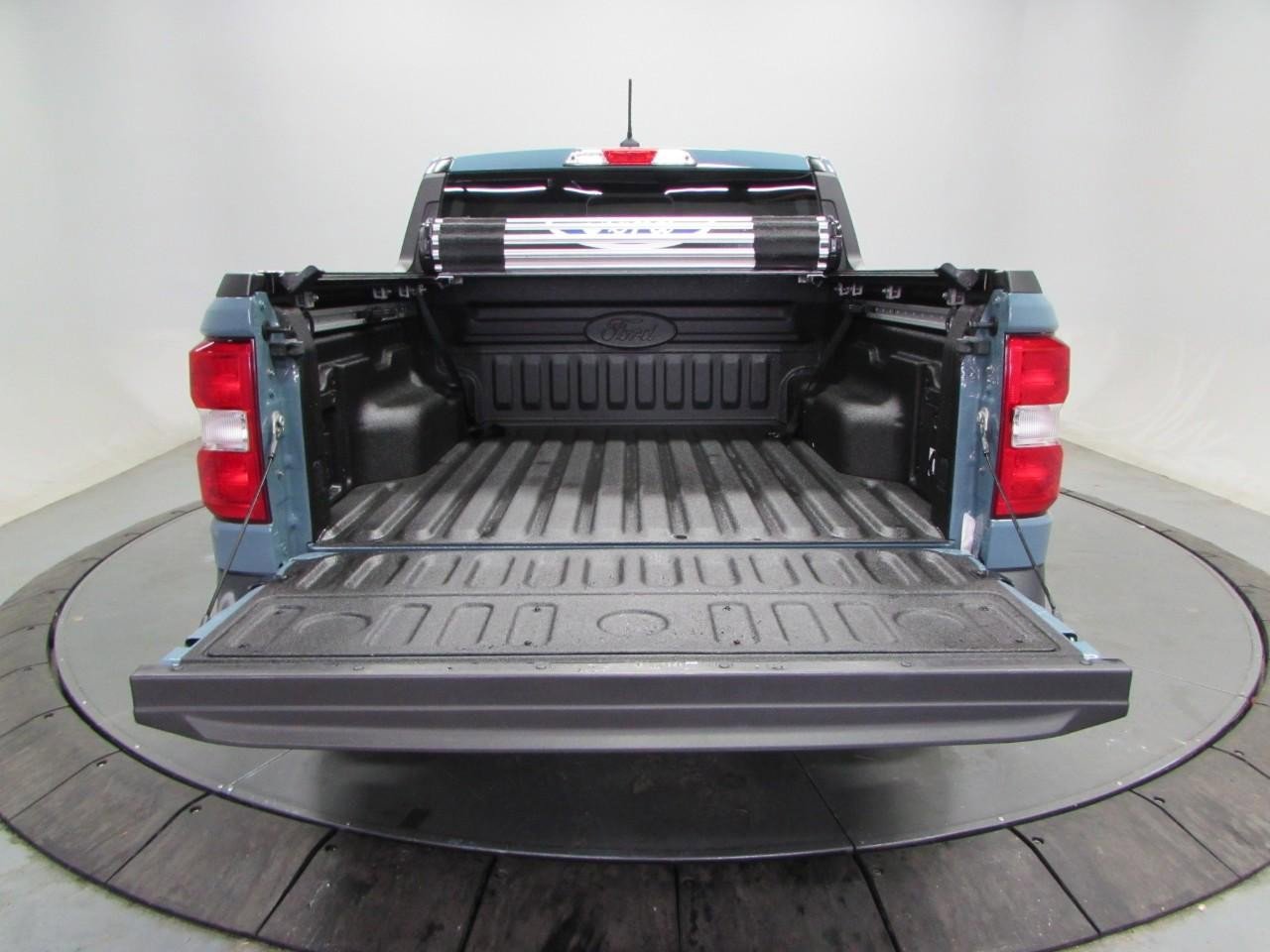 Used 2022 Ford Maverick Lariat w/ Lariat Luxury Package image 11