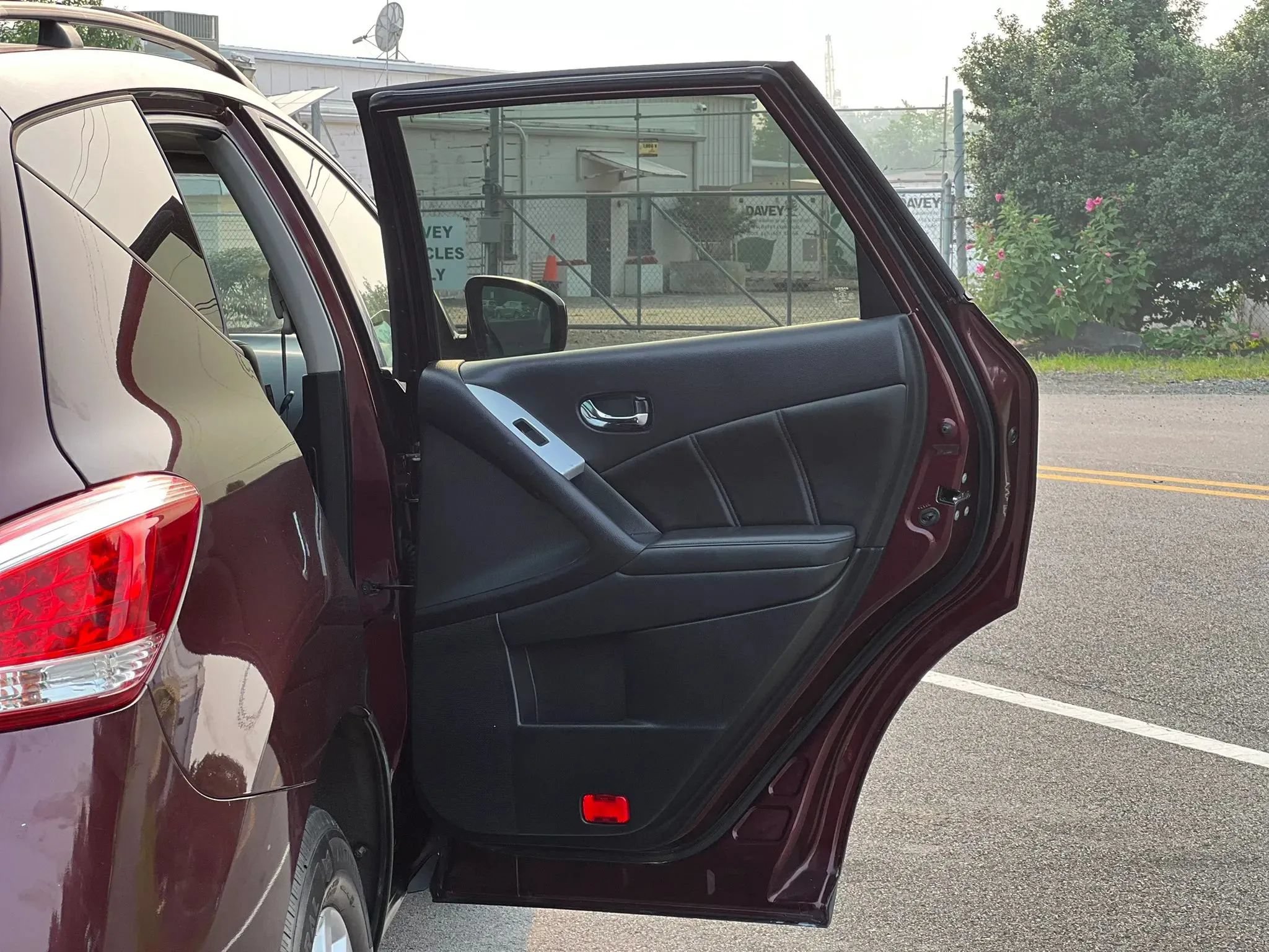 Used 2013 Nissan Murano SL w/ Navigation Pkg AWD/4WD image 40