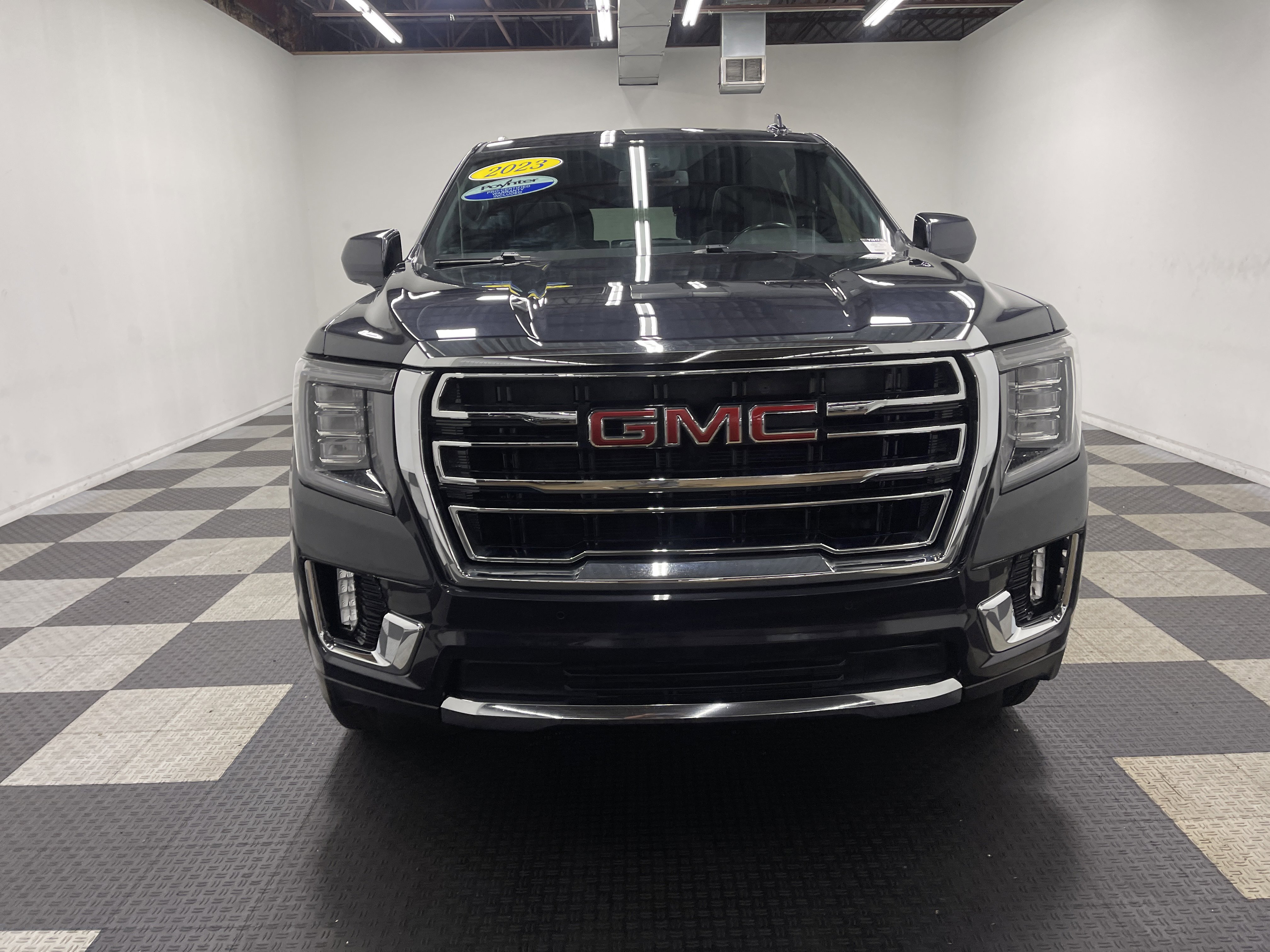 Used 2023 GMC Yukon SLT image 7