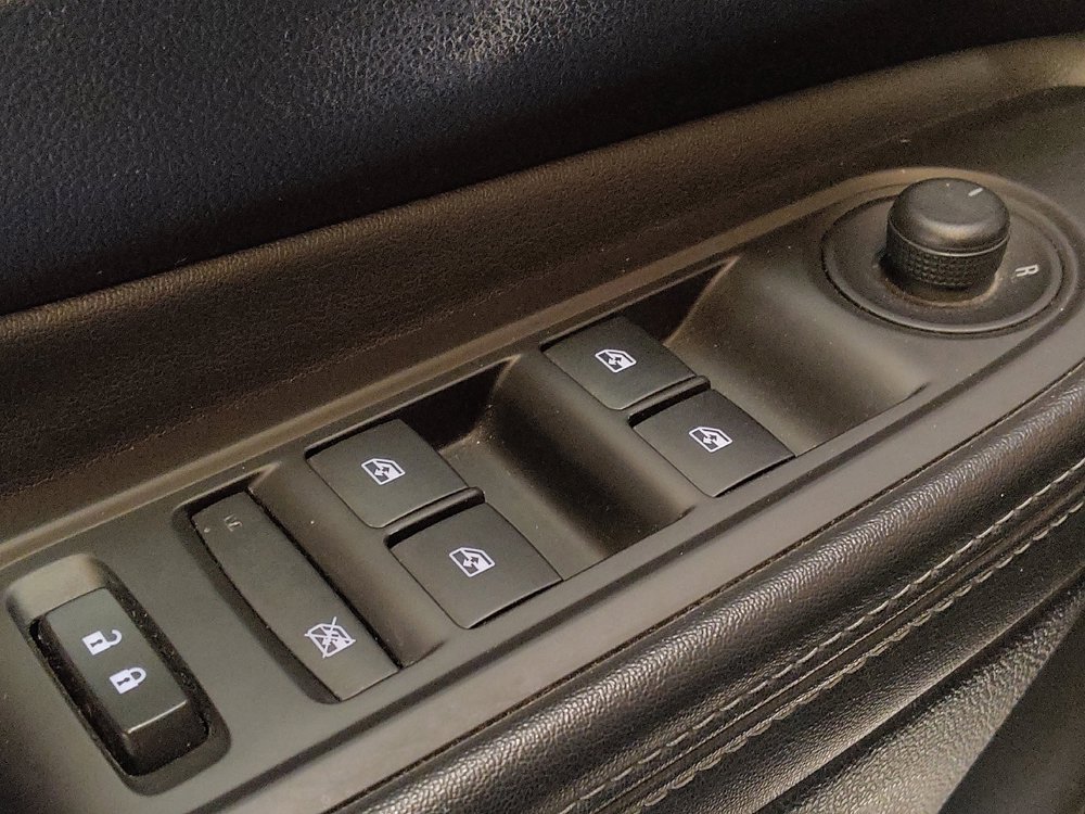 Used 2017 Buick Encore Preferred image 27