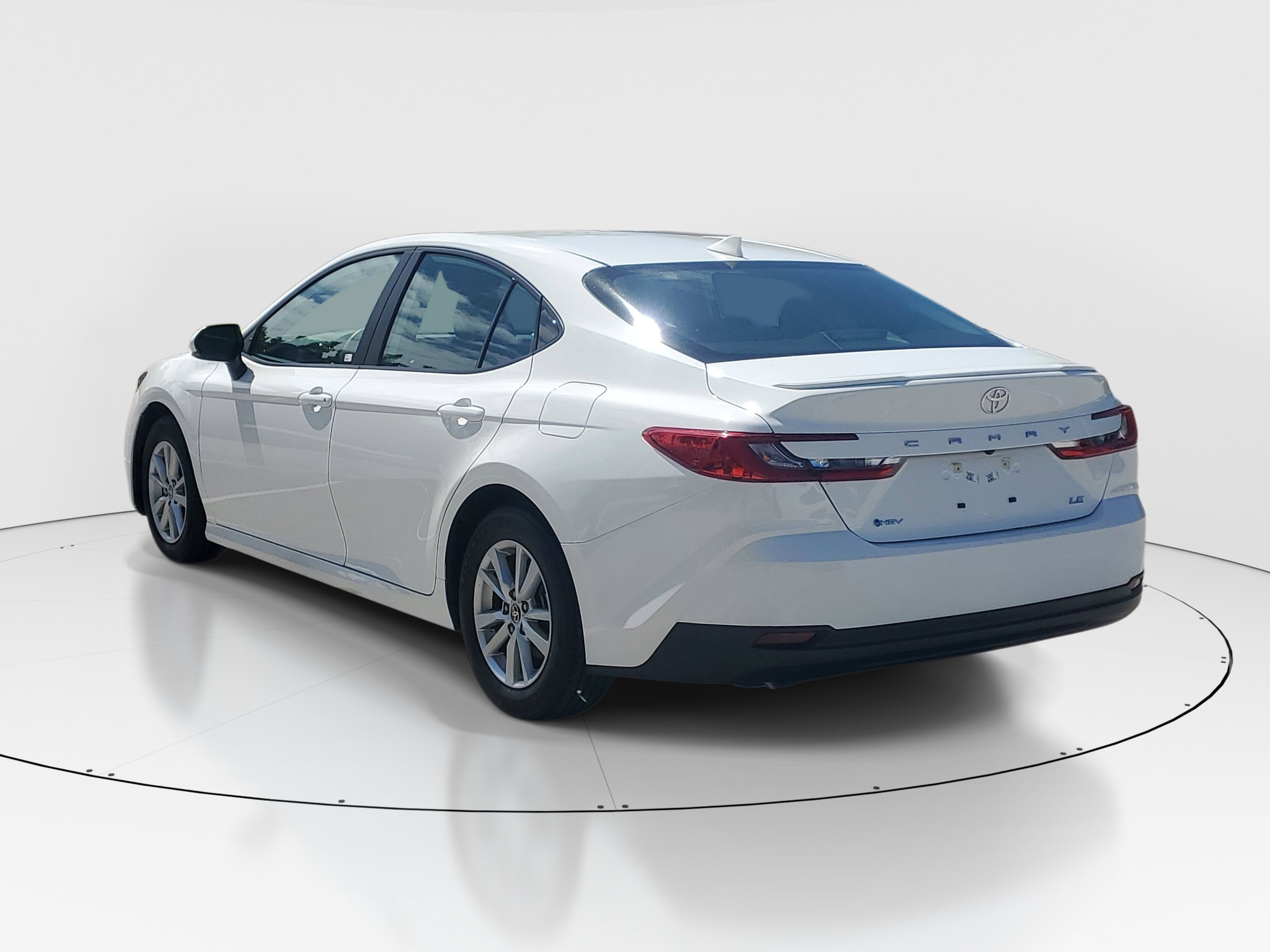 Certified 2025 Toyota Camry LE w/ Convenience Package FWD image 5