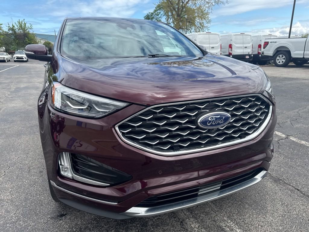 Used 2020 Ford Edge Titanium w/ Equipment Group 301A AWD/4WD image 52