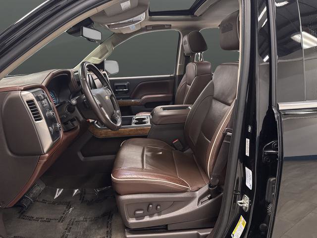 Used 2016 Chevrolet Silverado 1500 High Country w/ High Country Premium Package image 4