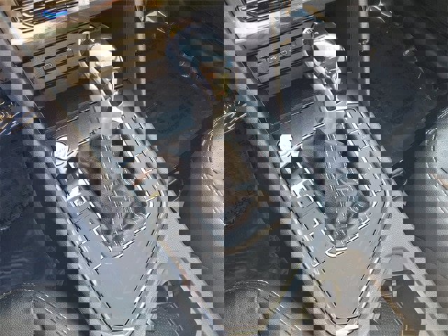 Certified 2023 Volkswagen Tiguan SE image 29