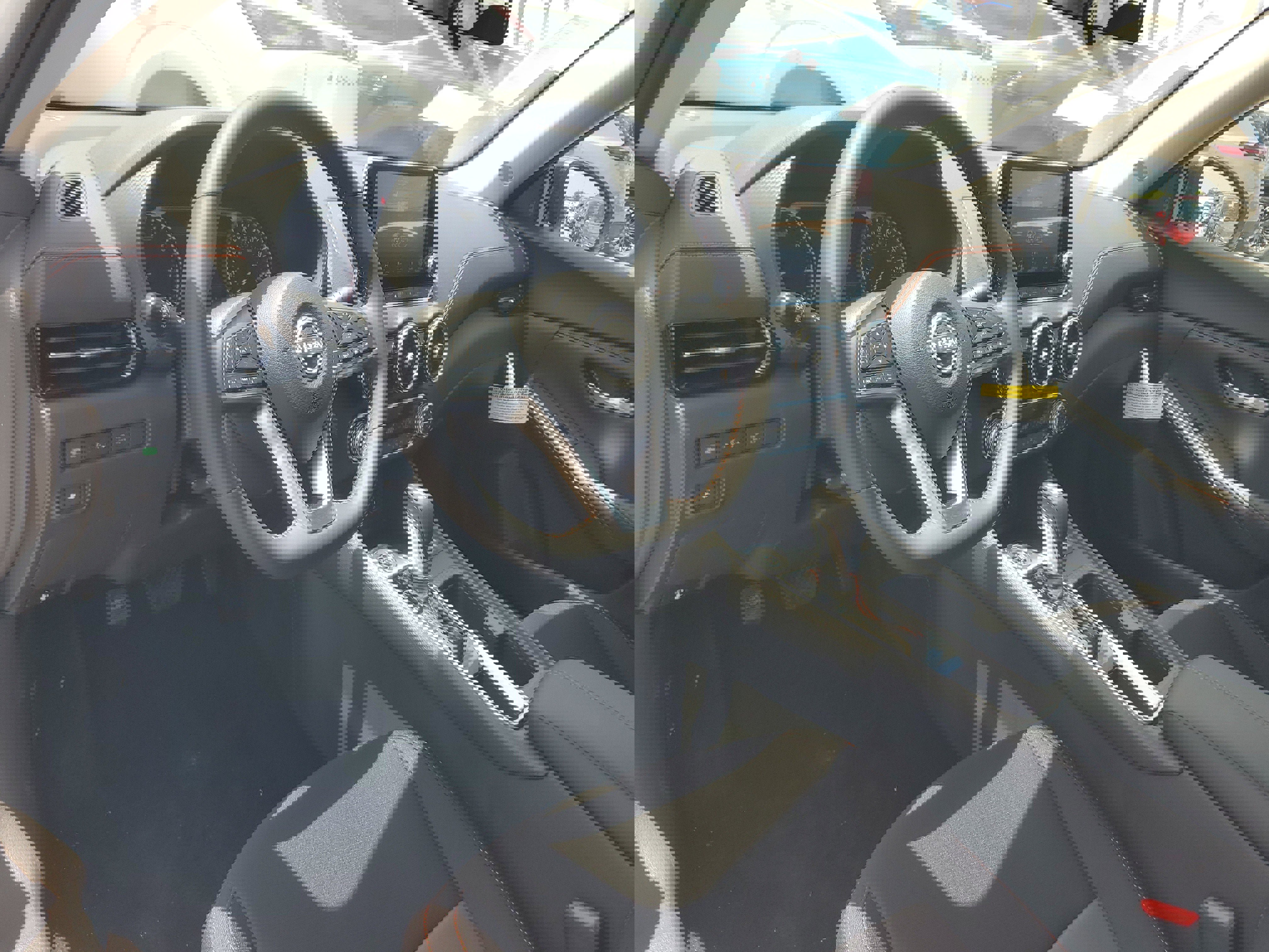 New 2025 Nissan Sentra SR w/ Midnight Edition image 10