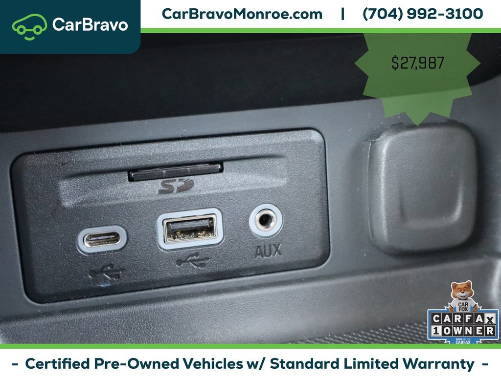 Certified 2024 GMC Terrain SLT w/ Infotainment Package II FWD image 37