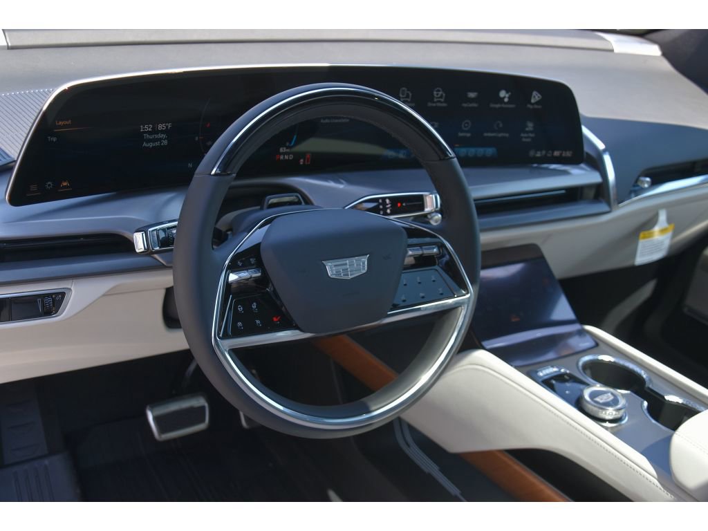 New 2026 Cadillac Vistiq Sport image 11