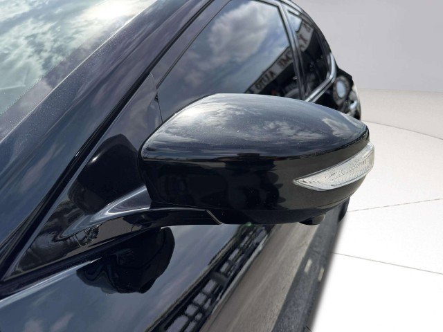 Used 2017 Nissan Maxima Platinum image 13