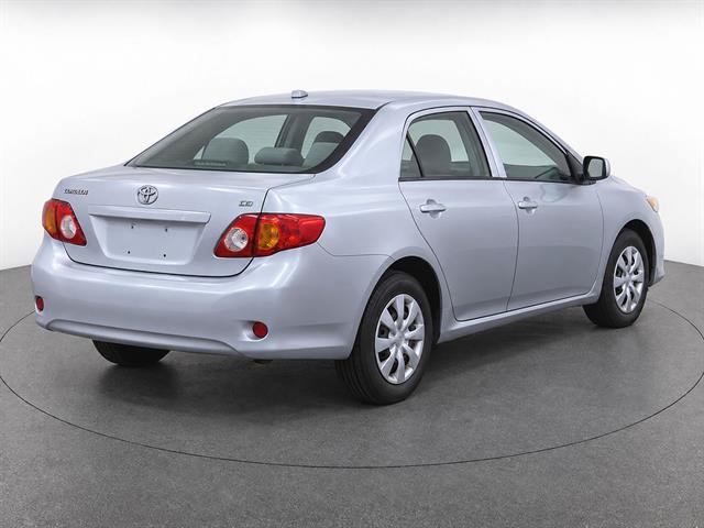 Used 2010 Toyota Corolla LE FWD image 5