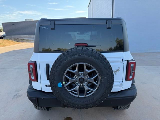 New 2025 Ford Bronco Badlands image 7