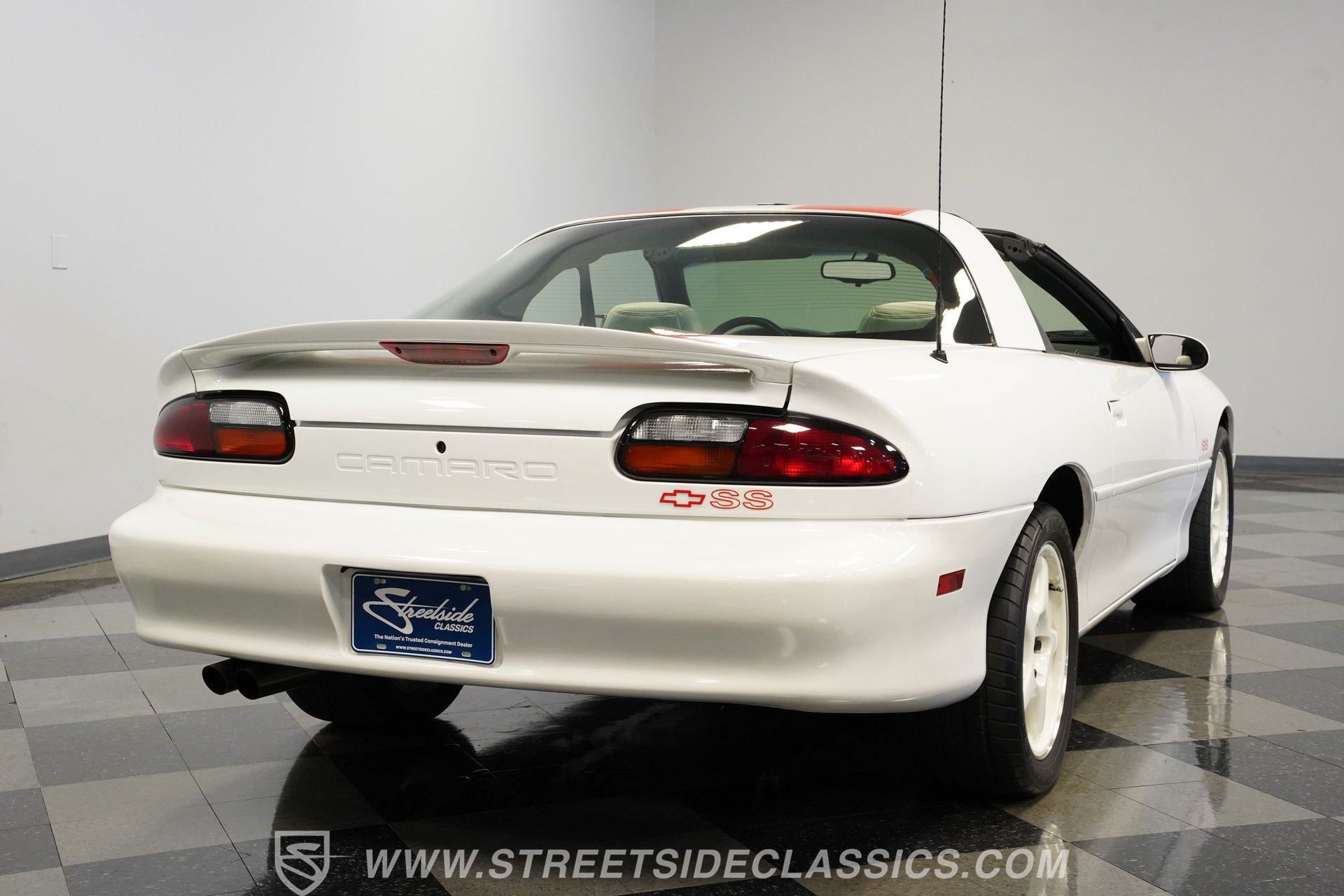 Used 1997 Chevrolet Camaro SS w/ SS Alteration Pkg RWD image 12