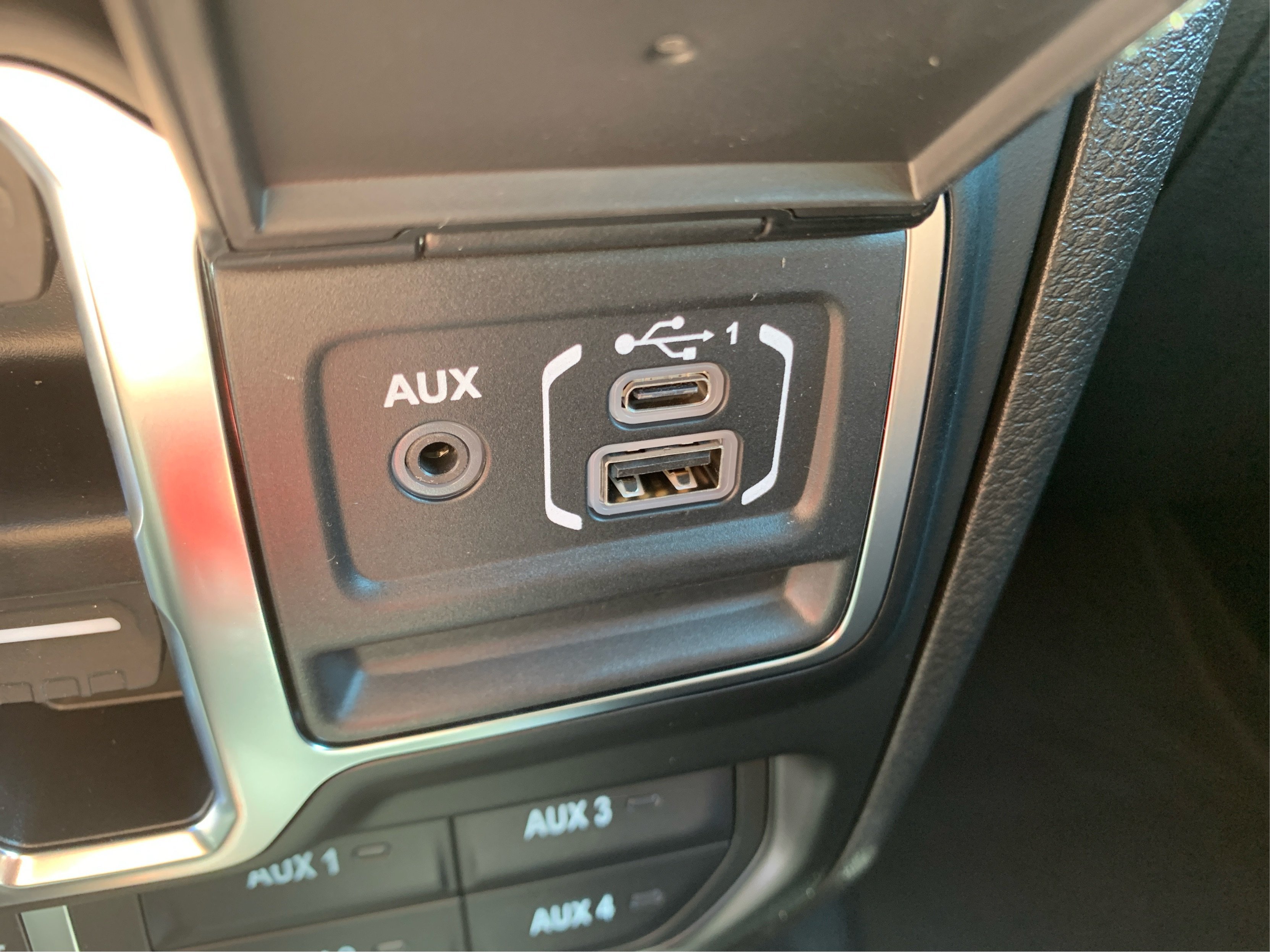 New 2026 Jeep Gladiator Sport AWD/4WD image 31