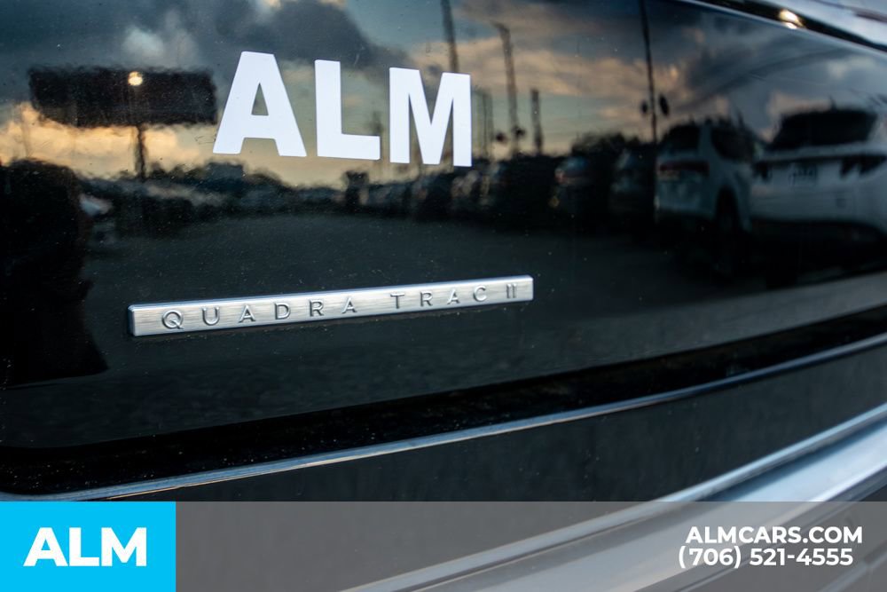 Used 2022 Jeep Wagoneer Series III w/ Premium Group I image 7