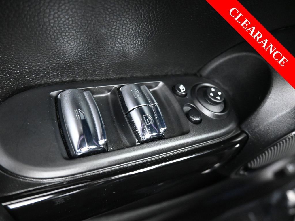 Used 2023 MINI Cooper S image 24